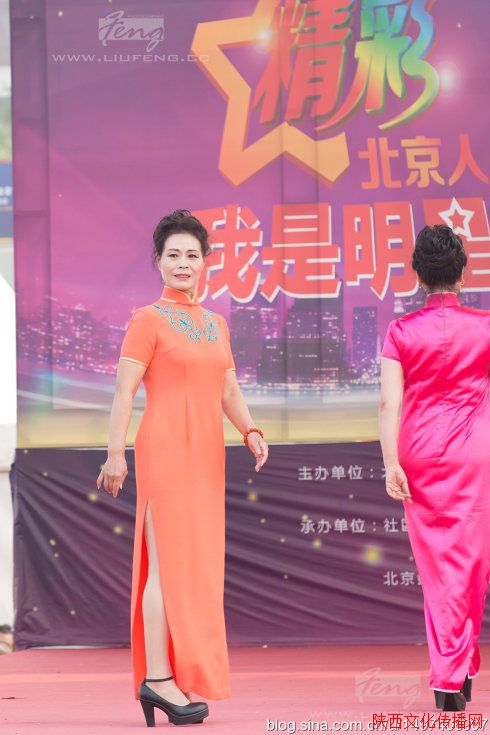旗袍,都是旗袍--鸟巢上演“精彩北京人”旗袍主题文艺演出 旗袍,都是旗袍--鸟巢上演“精彩北京人”旗袍主题文艺演出