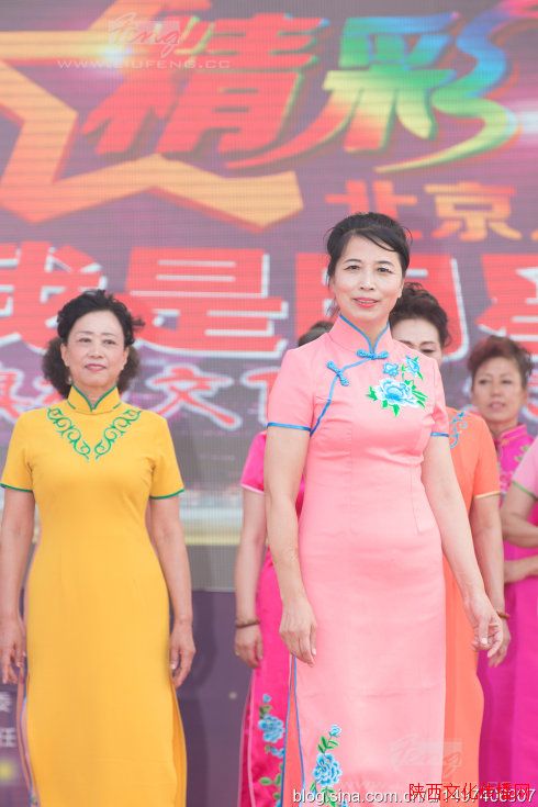 旗袍,都是旗袍--鸟巢上演“精彩北京人”旗袍主题文艺演出 旗袍,都是旗袍--鸟巢上演“精彩北京人”旗袍主题文艺演出